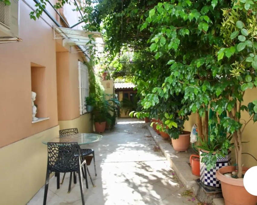 Detached house in Athen