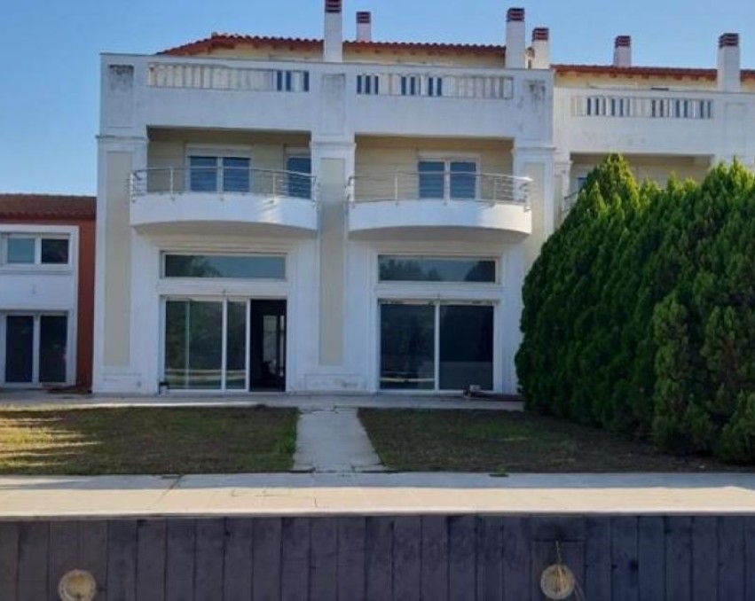 Villa in Pournari/Pylea, Thessaloniki