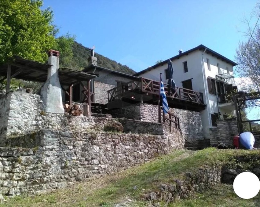 Chalet in Voidomatis River, Ioannina