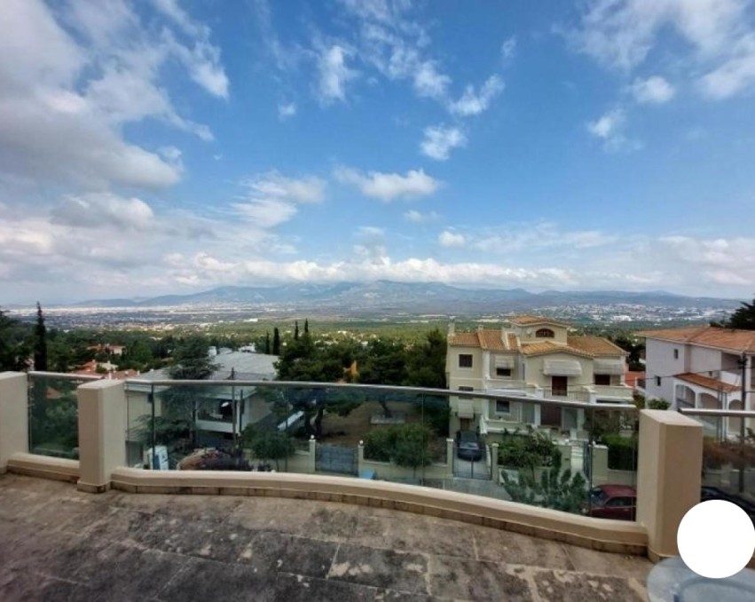 Einfamilienhaus in Dionisos, Athen