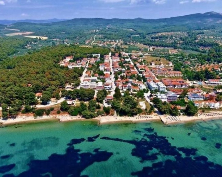 Plac u Metamorfosiju, Halkidiki