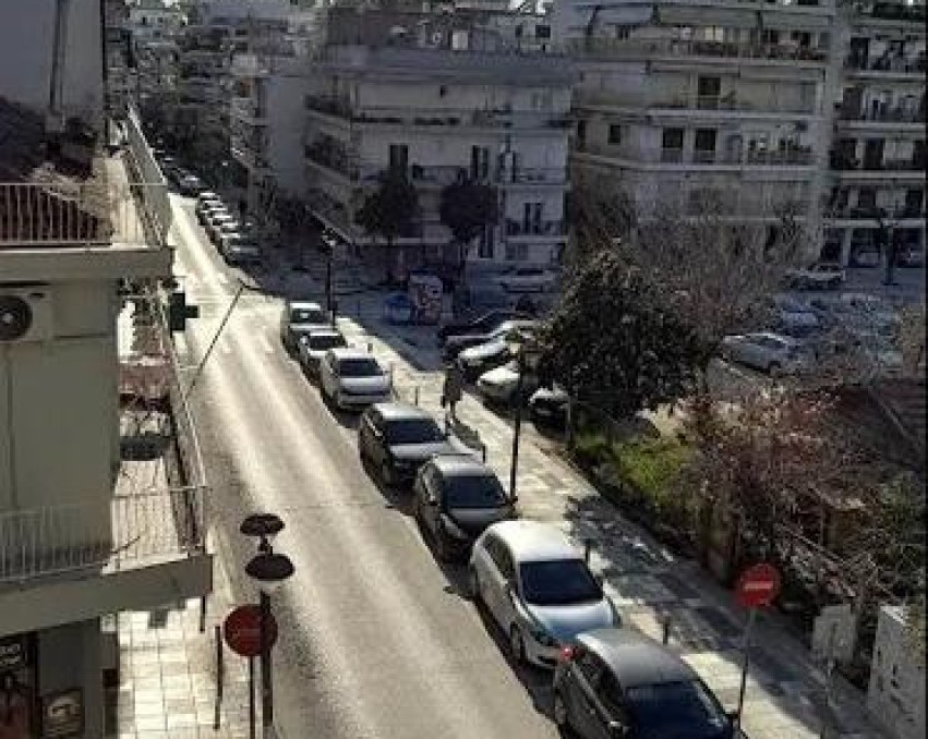 Επαγγελματικός χώρος στην Καλαμαριά, Θεσσαλονίκη