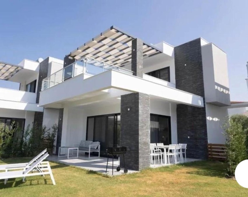 Maisonette-Wohnung in Pefkohori, Chalkidiki