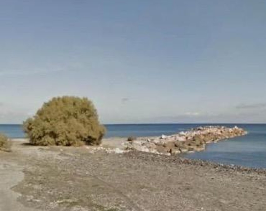 Парцела на Санторинију, Киклади