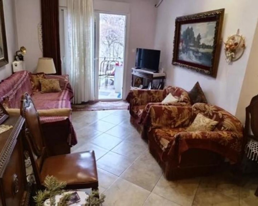 Apartament în Agios Dimitrios, Salonic