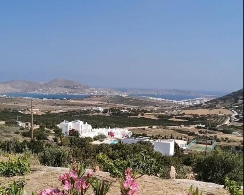 Land in Paros