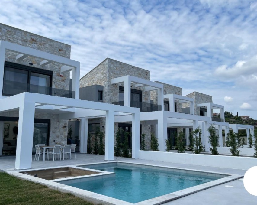 Maisonettes à Polychrono, Chalkidiki