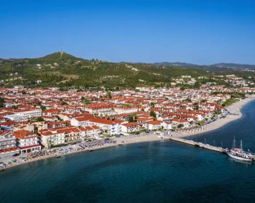 Land in Pefkochori, Chalkidiki